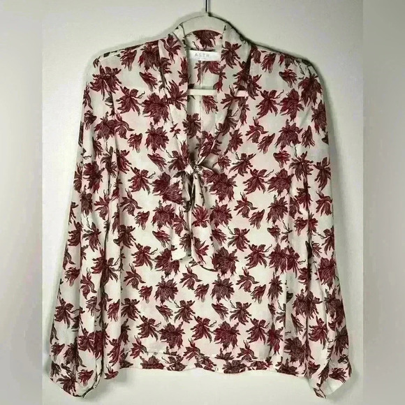ASTR The Label Long Sleeve Bow Neck Lightweight Sheer Floral Blouse Size Medium - Picture 9 of 10